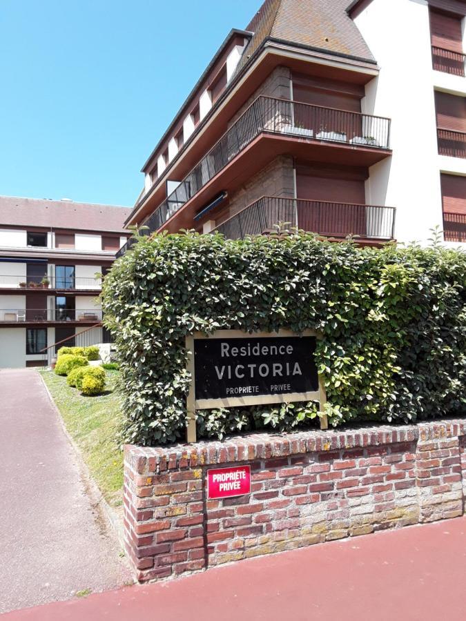 Le Victoria Apartment Deauville Exterior photo